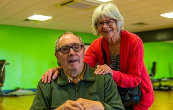 Older couple in the gym